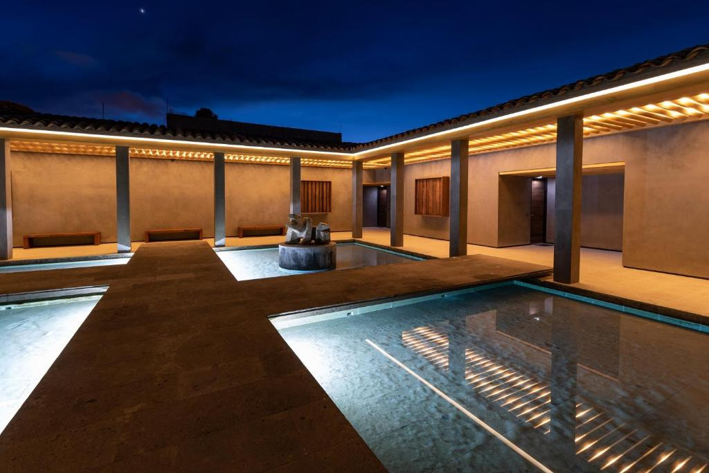 Uvence arte hotel san cristobal