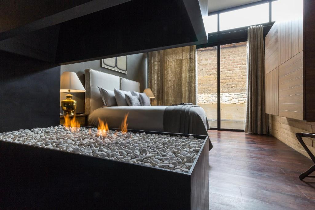 Uvence arte hotel