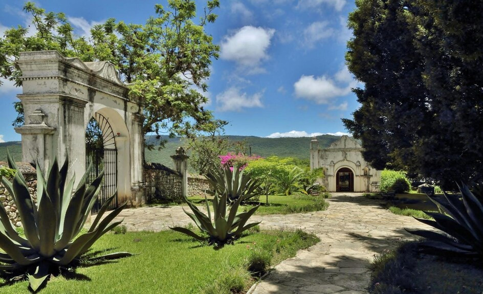 Hotel parador museo santa maria