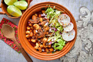 Pozole mexicano