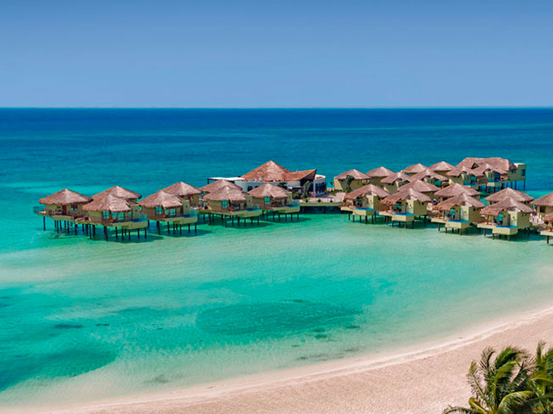 Cabau00f1as en el mar en mexico